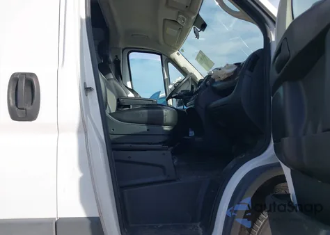 2017 Ram Promaster 1500 High Roof 136 Wb из США, поврежденный, VIN 3C6TRVBG0HE547855